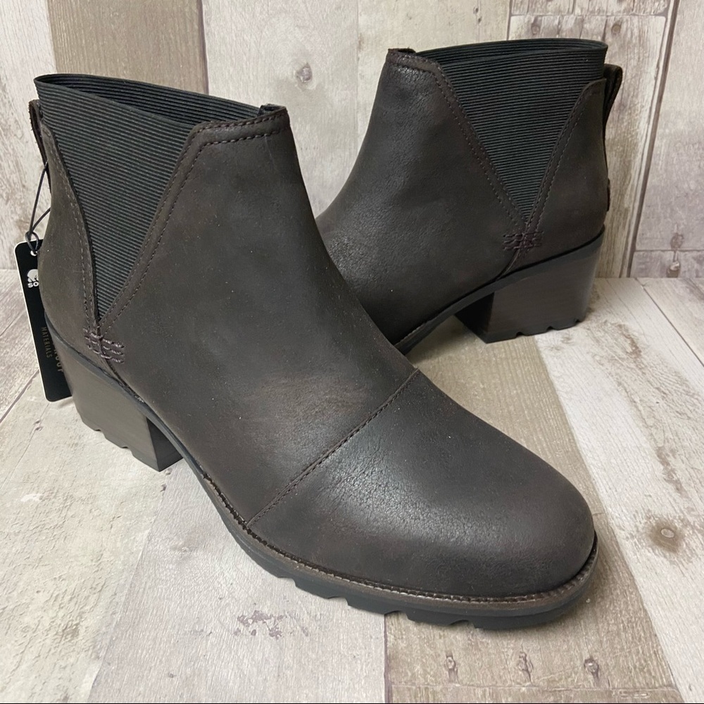 NWB Sorel Cate Lug Sole Chelsea Booties Size 11